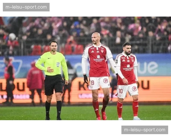 布雷斯特主帅接受BBC采访：谈论小球会立足法甲的生存哲学